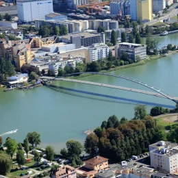 Emprunter la plus longue passerelle du monde